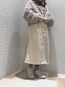 sakuraさんの「・RAYCASSIN コーデュロイジャンパースカート」を使ったコーディネート