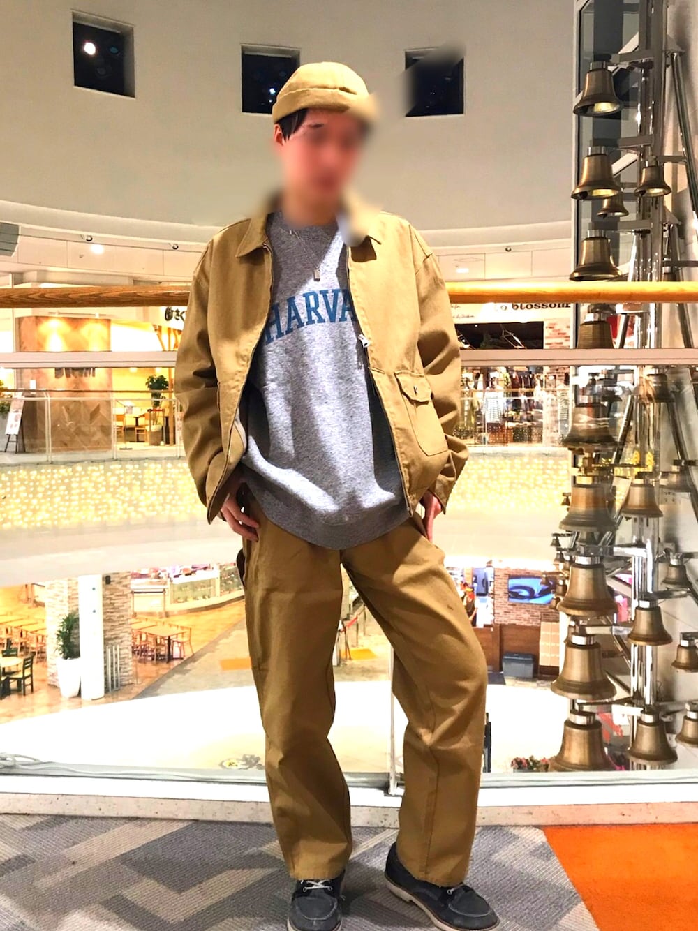 「お気に入りの服でデートに行こう、セットアップ、ベージュコーデ、シンプルカラー、相互フォロー」｜「Dickiesの上代：2990+税（帽子、ベージュ系）」を使った、はっしーさん（メンズ・168cm）の冬コーディネートの1枚目の写真