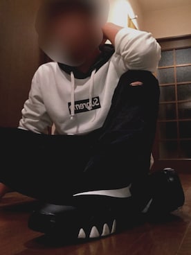「D&G（ディーアンドジー）のアイテム（パンツ）」を使った、Bmastさん（メンズ・165cm）の冬コーディネート