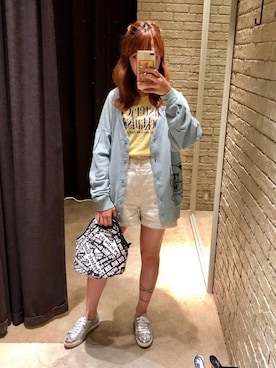 「アイテム（タンクトップ、イエロー系）」を使った、NAGISAさん（レディース・160cm）の夏コーディネート