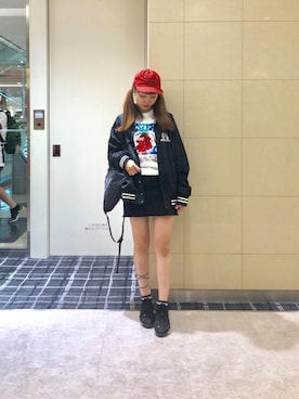 「刺繍」｜「アイテム（スタジャン）」を使った、NAGISAさん（レディース・160cm）の秋コーディネート