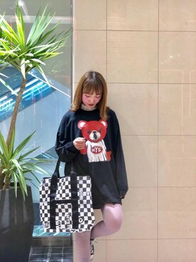 「パンクコーデ」｜「アイテム（バッグ）」を使った、NAGISAさん（レディース・160cm）の冬コーディネート