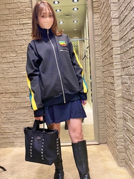 「らふこーで」｜「アイテム（ジャージ）」を使った、NAGISAさん（レディース・160cm）の春コーディネート
