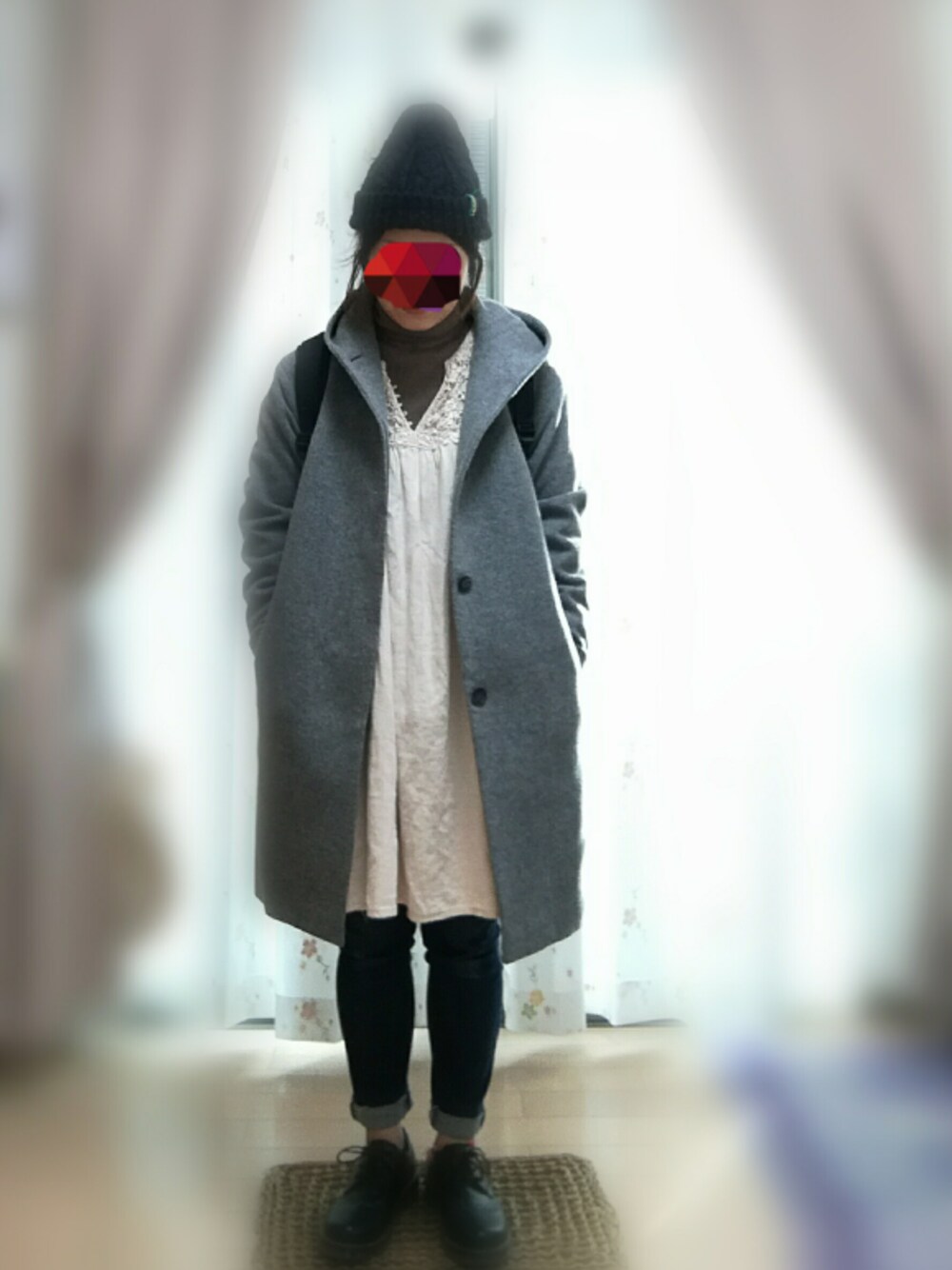 「UNIQLOのアイテム（ジャケット/アウター、グレー系）」を使った、もなかぁさん（レディース・151cm）の冬コーディネートの1枚目の写真