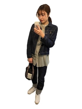 「OZOC（オゾック）のアイテム（シャツ/ブラウス）」を使った、𝒶𝓂𝒾さん（レディース・165cm）の春コーディネート