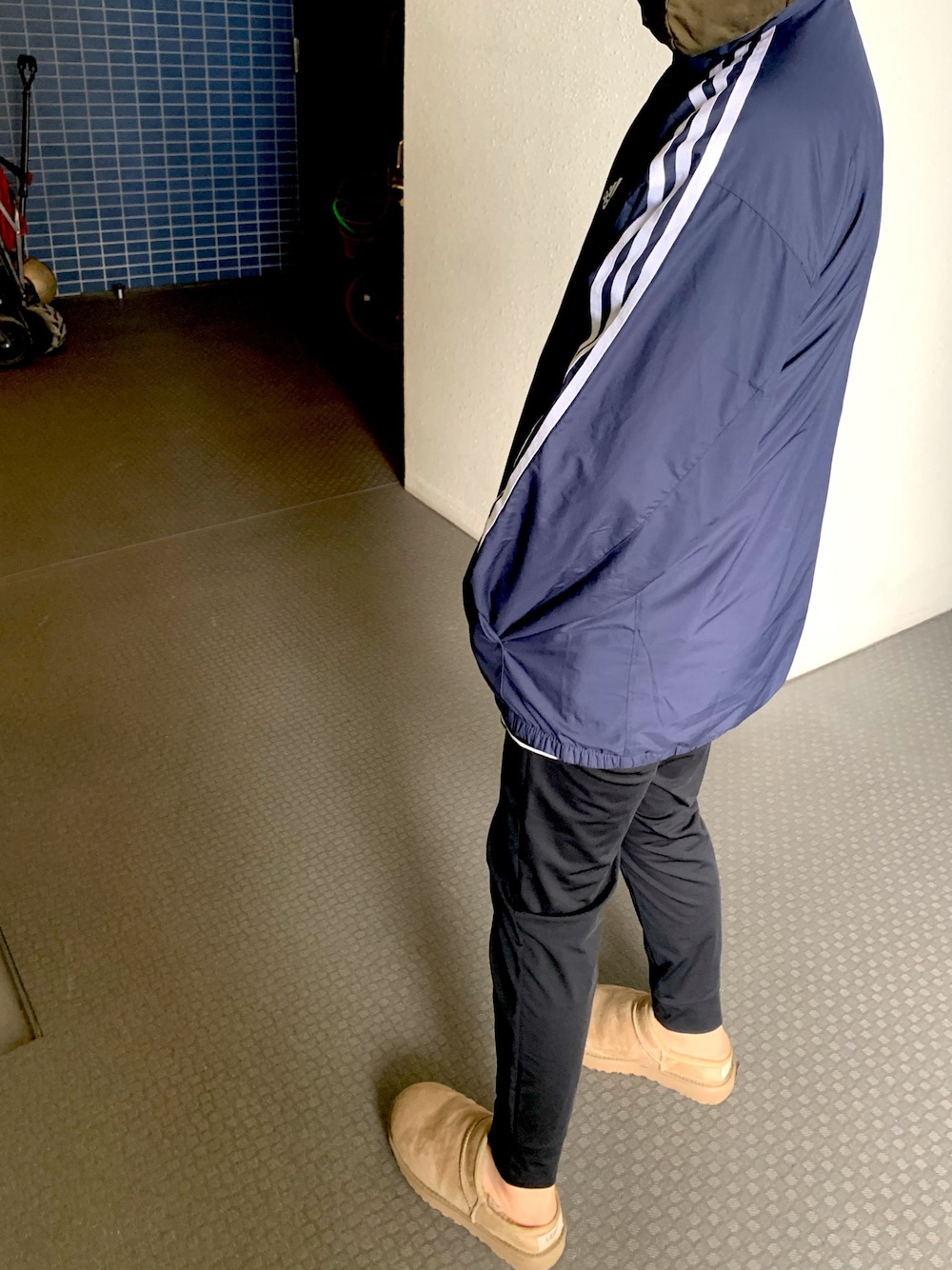 「息子コーデ」｜「adidasのアイテム（ブルゾン、ブルー系）」を使った、yuyuyuさん（レディース・153cm）の冬コーディネートの1枚目の写真