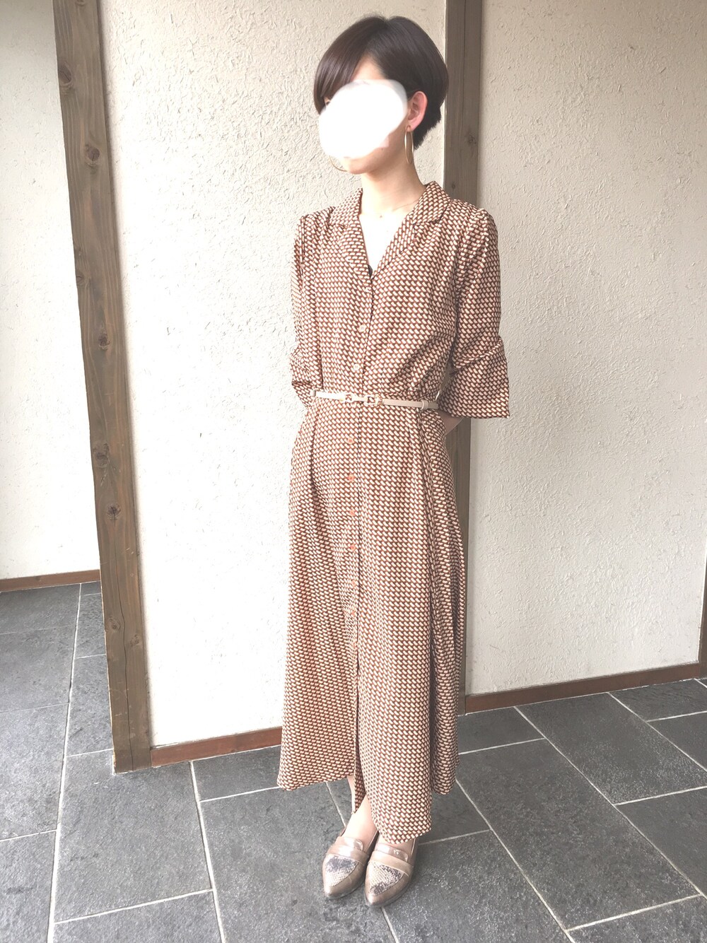 「シャツワンピ、ブラウン、レトロ、春」｜「SELECT.のアイテム（シャツワンピース、ブラウン系）」を使った、chico♡さん（レディース・157cm）の春コーディネートの1枚目の写真