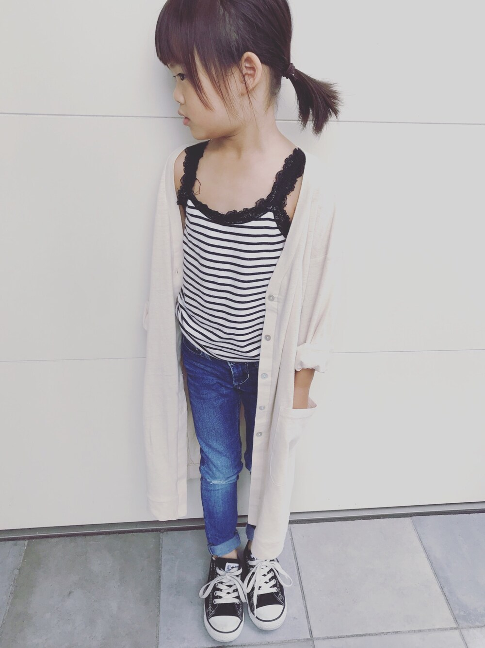 「GLOBAL WORKのアイテム（キャミソール、ブラック系）」を使った、yuri！さん（キッズ・110cm）の秋コーディネートの1枚目の写真