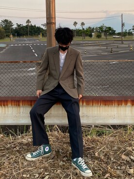 「H&M（エイチ・アンド・エム）のアイテム（Tシャツ/カットソー、ホワイト系）」を使った、Kさん（メンズ・168cm）の秋コーディネート