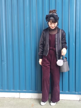 「koe（コエ）のアイテム（オールインワン・サロペット）」を使った、あみぃ さん（レディース・163cm）の冬コーディネート