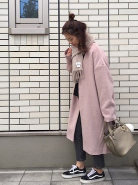 「ハーフアップ」｜「アイテム（チェスターコート）」を使った、あみぃ さん（レディース・163cm）の秋コーディネート
