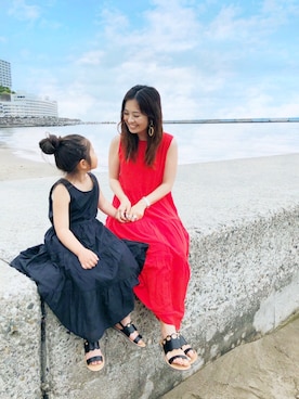 「ユニクロ」｜「アイテム（サンダル）」を使った、あみぃ さん（レディース・163cm）の春コーディネート