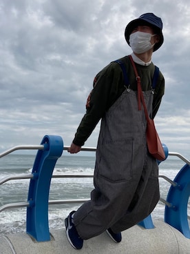 「niko and ...」｜「アイテム（オールインワン・サロペット）」を使った、とうふさん（メンズ・177cm）の春コーディネート