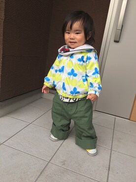「アイテム（スタイ/よだれかけ、ホワイト系）」を使った、marina79 さん（キッズ・80cm）の春コーディネート