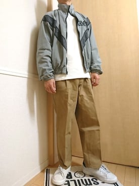 「ネコ」｜「アイテム（ナイロンジャケット）」を使った、K.M.Tさん（メンズ・168cm）の秋コーディネート