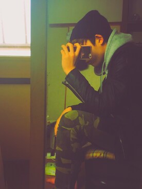 「BLACK FLAME（ブラックフレイム）のアイテム（パンツ）」を使った、hisatooooooさん（メンズ・173cm）の冬コーディネート