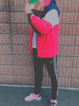 「FILA（フィラ）のアイテム（ナイロンジャケット）」を使った、sjkzさん（メンズ・184cm）の春コーディネート