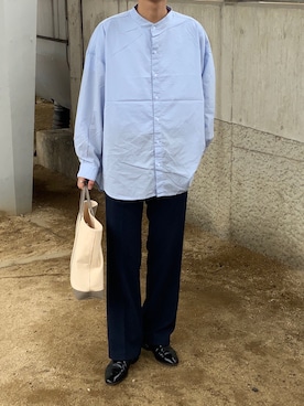 「サックスブルー」｜「アイテム（スリッポン）」を使った、Kenさん（メンズ・178cm）の春コーディネート