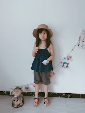 「no brand（ノーブランド）のアイテム（キャミソール）」を使った、萌子酱小墨君さん（キッズ・120cm）の夏コーディネート