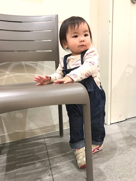 「Wrangler」｜「アイテム（オールインワン・サロペット）」を使った、☺︎さん（キッズ・70cm）の春コーディネート
