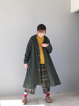 「アイテム（ベスト、イエロー系）」を使った、ZIPANG 箕面小野原店さん（レディース・161cm）の冬コーディネート