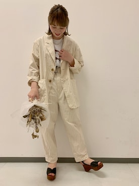 「アイテム（テーラードジャケット）」を使った、anriさん（レディース・157cm）の夏コーディネート