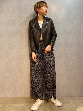 「アイテム（ライダースジャケット）」を使った、0gasanさん（レディース・168cm・30代）の秋コーディネート