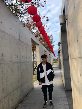 「NIKE（ナイキ）のアイテム（ノーカラージャケット）」を使った、吳承庭さん（メンズ・177cm）の冬コーディネート