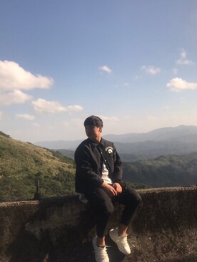 「AES（エーイーエス）のアイテム（ジャケット/アウター）」を使った、吳承庭さん（メンズ・177cm）の春コーディネート