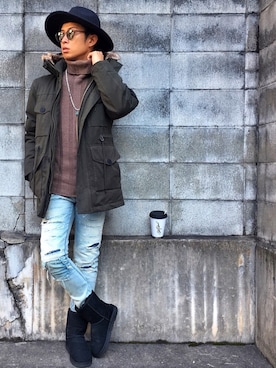 「DOLCE&GABBANA（ドルチェアンドガッバーナ）のアイテム（ニット/セーター）」を使った、kojiro_8さん（メンズ・172cm）の冬コーディネート