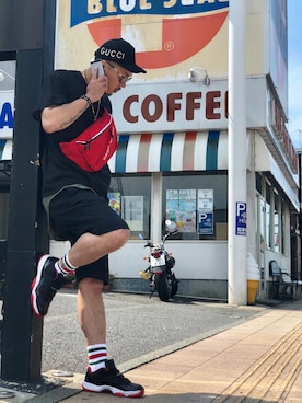 「Guess（ゲス）のアイテム（ボディバッグ/ウエストポーチ）」を使った、†Kenwayne†さん（メンズ・180cm）の夏コーディネート
