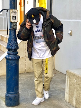 「オフホワイト」｜「アイテム（チノパンツ）」を使った、†Kenwayne†さん（メンズ・180cm）の冬コーディネート