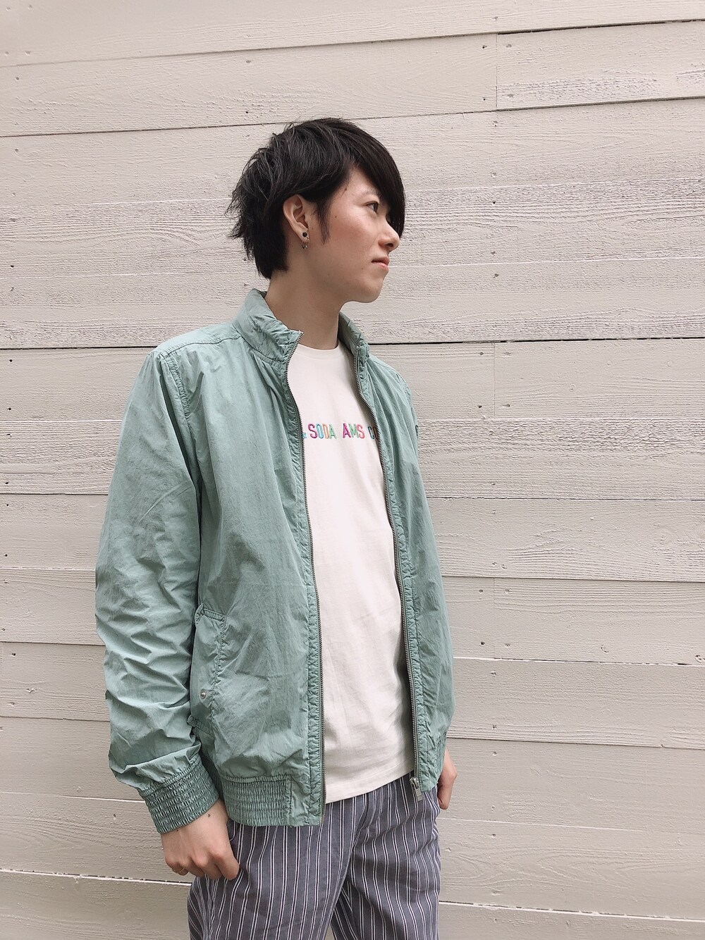 「ブルゾン、グリーン、ストライプ、春アウター、パステルカラー、春コーデ、scotch&soda、スコッチ＆ソーダ」｜「SCOTCH&SODAのナイロンショートブルゾン【148682】（ブルゾン、グリーン系）」を使った、ikkyuさん（メンズ・180cm）の春コーディネートの1枚目の写真