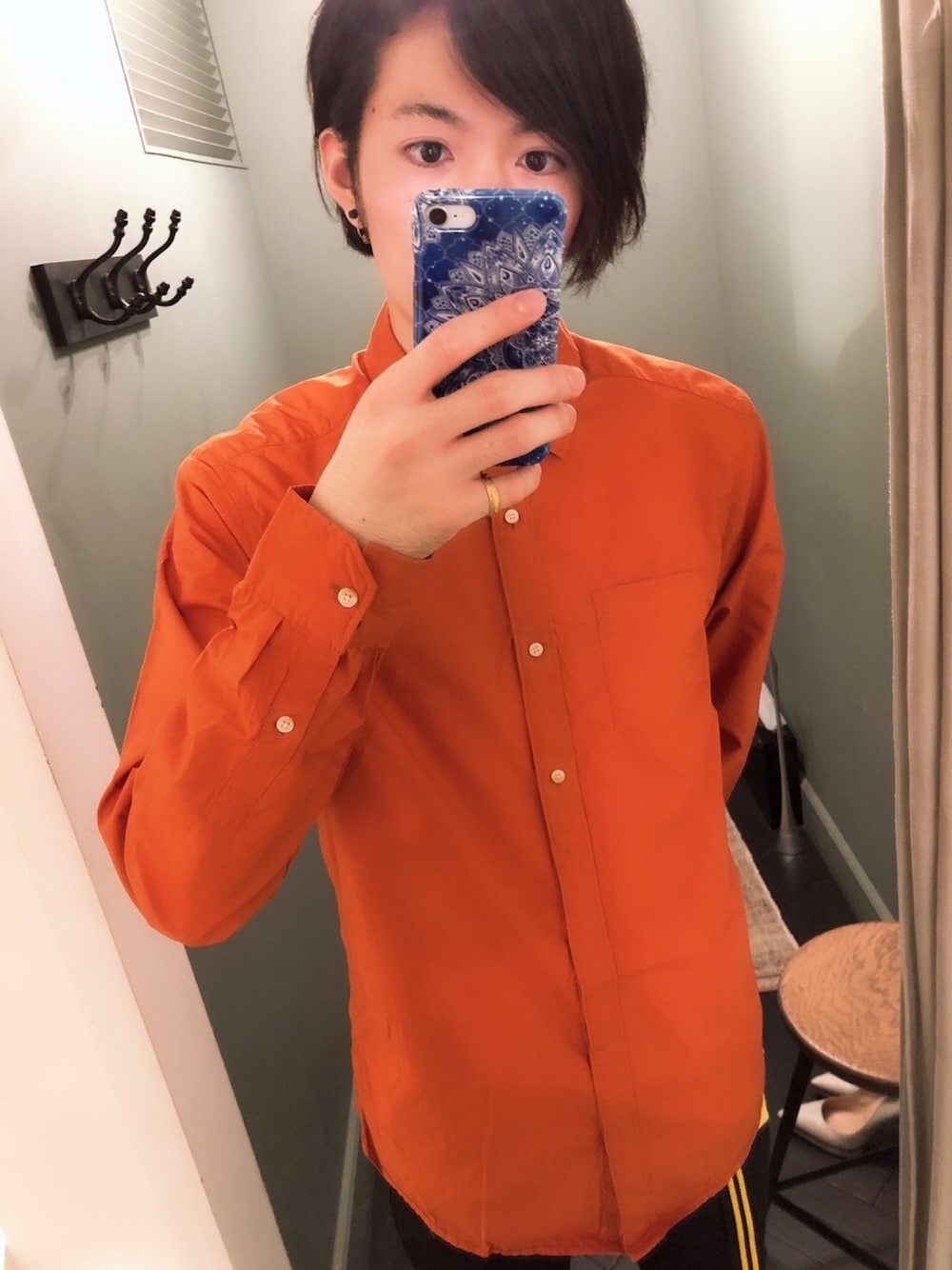 「秋のコーデ、オレンジ、上品、シャツスタイル、scotch&soda、スコッチ＆ソーダ」｜「SCOTCH&SODAのコットンシャツ 【150497】（シャツ/ブラウス、オレンジ系）」を使った、ikkyuさん（メンズ・180cm）の秋コーディネートの1枚目の写真