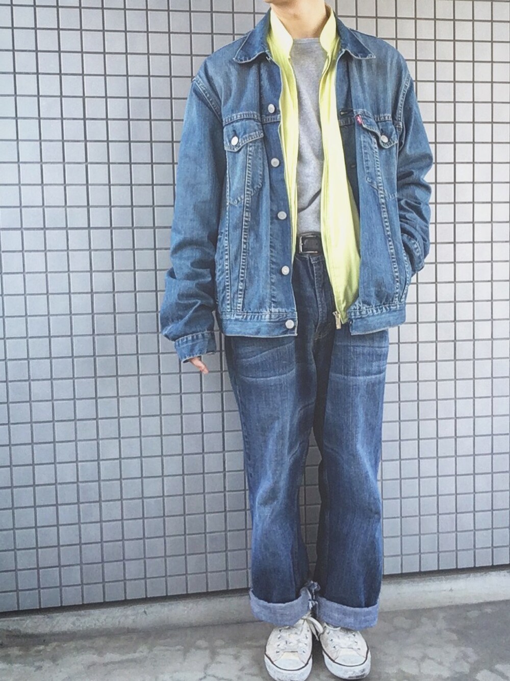 「ドラフトLS、はるコーデ、シンプルコーデ、大人カジュアル、ゆるコーデ、ラフ、ootd、adidas、street、ビームス」｜「CONVERSEのCONVERSE ALL STAR OX (WHT)（スニーカー、ホワイト系）」を使った、はらぺこ たける。さん（メンズ・168cm）の春コーディネートの1枚目の写真