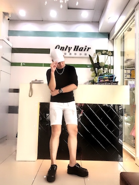 「Ray（レイ）のアイテム（トップス）」を使った、Ryan Zhouさん（メンズ・175cm）の秋コーディネート