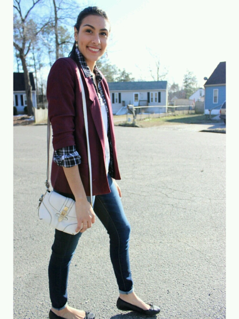「American Eagle、BAG、blazer、flats、H&M、jeans、Lauren Conrad、Ralph Lauren」｜Wendy Carelaさん（レディース）の冬コーディネートの1枚目の写真