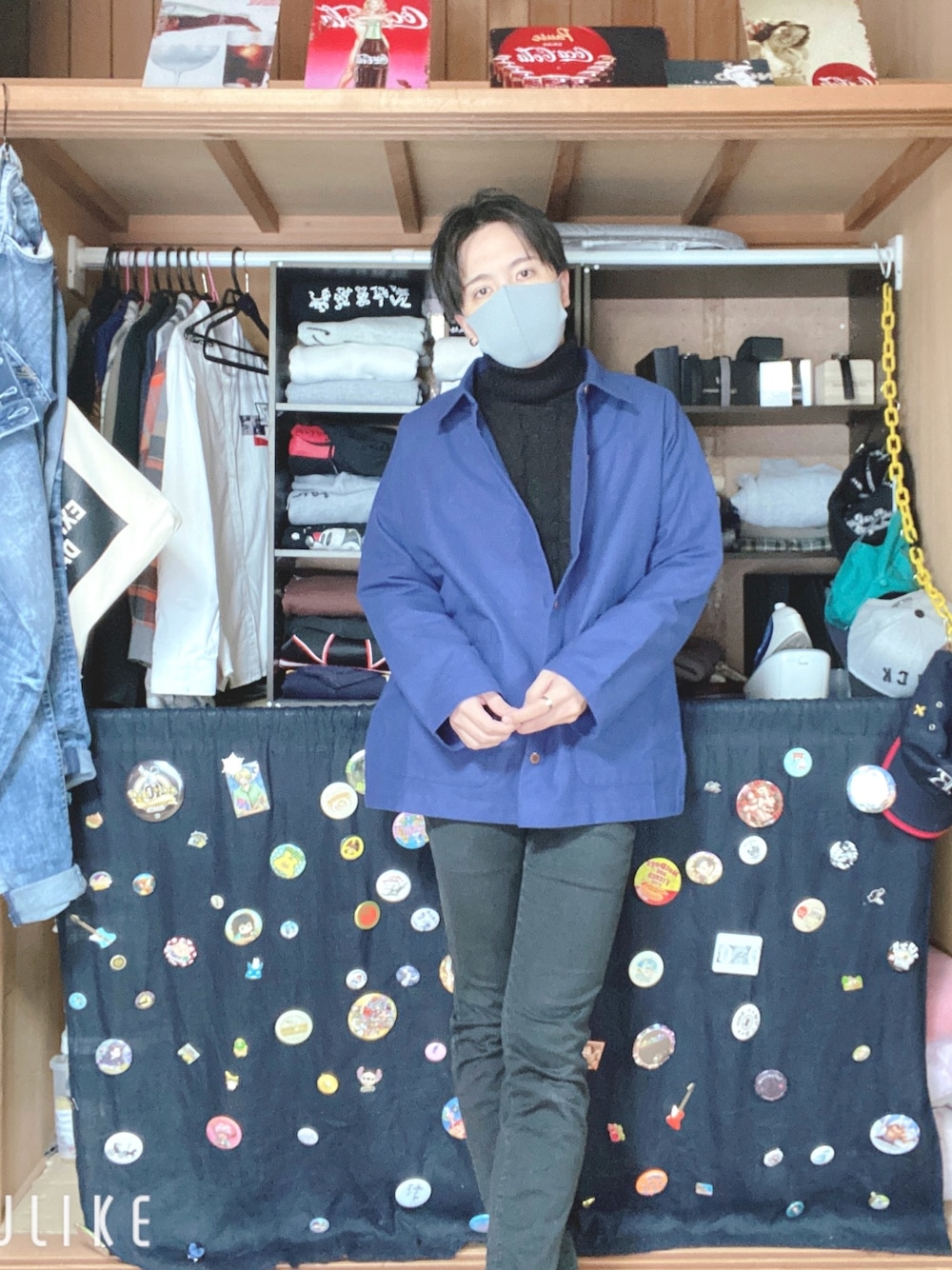 「年末WEAR感謝祭、冬コーデ、タートルネック、オーバーサイズ、きれいめカジュアル、休日スタイル、ciaopanic、BARK MANHATTAN、UNIQLO、ブラックコーデ」｜「CIAOPANICのビッグシャツオーバーコート/シャツジャケット/チェック柄/レオパード（その他アウター、ブルー系）」を使った、社会人3年目さん（メンズ・173cm）の冬コーディネートの1枚目の写真
