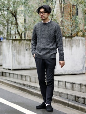 「カシミヤ」｜「アイテム（シューズ）」を使った、タカハシ ヒロキさん（メンズ・173cm）の秋コーディネート