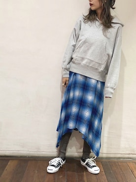 「PHEENY（フィーニー）のアイテム」を使った、ジ マさん（レディース・162cm）の秋コーディネート