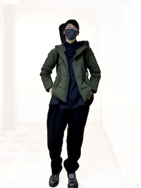 「Ground Y（グラウンドワイ）のアイテム（スラックス）」を使った、圭さん（レディース・174cm）の春コーディネート