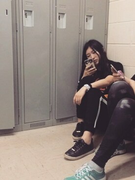 Inory Zhangさんのコーディネート