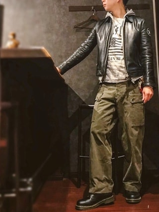 291295＝HOMMEのライダースジャケットを使った人気ファッション