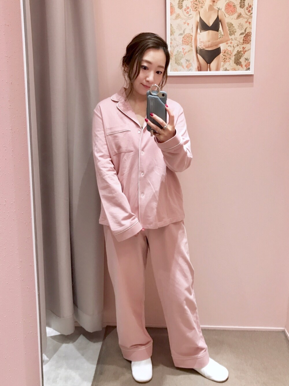 「低身長、部屋着、ルームウェア、シンプルコーデ、ビジュリィ、ピンク、綿100％、コットン、裏毛、パイピング」｜「bijorieの裏毛パイピングパジャマ（ルームウェア/パジャマ、ピンク系）」を使った、★suzuyukiさん（レディース・151cm）の冬コーディネートの1枚目の写真