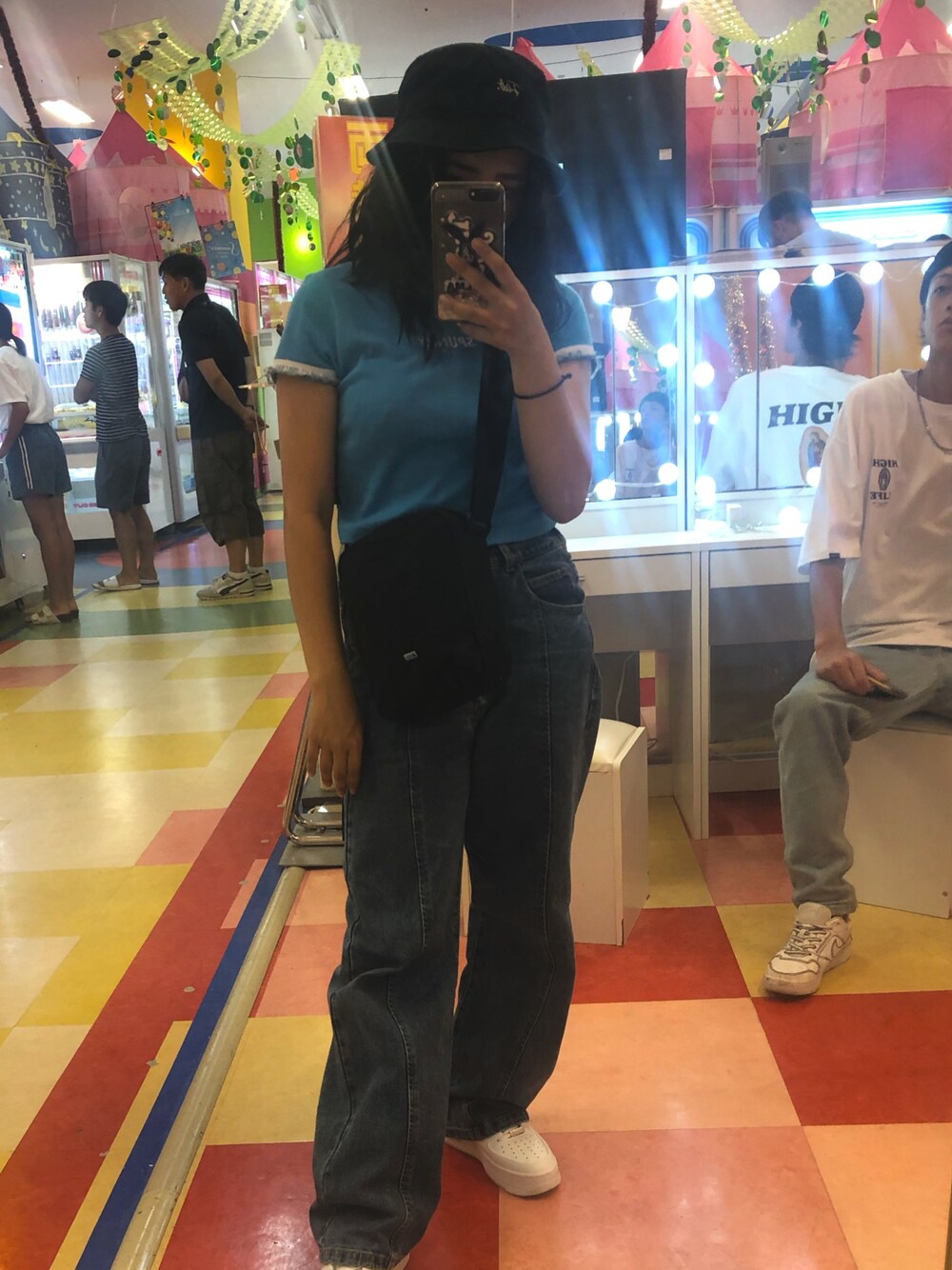 「ダル着、水色、デニム、適当」｜「RETRO GIRLのデニムルーズワイドパンツ（デニムパンツ、ブルー系）」を使った、ゆさん（レディース・149cm）の秋コーディネートの1枚目の写真