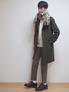 「BLACK LABEL CRESTBRIDGE（ブラックレーベル・クレストブリッジ）のアイテム（チェスターコート）」を使った、みやさん（メンズ・179cm）の冬コーディネート