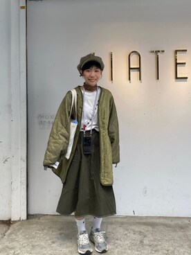 「NEW BALANCE（ニューバランス）のアイテム（スニーカー、シルバー系）」を使った、zoeeeさん（レディース・155cm）の春コーディネート