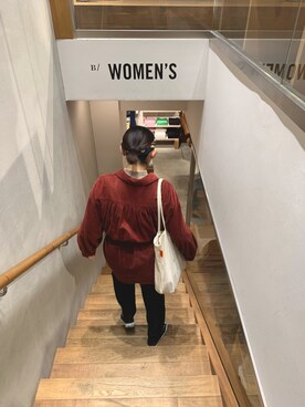 「MOUSSY（マウジー）のアイテム（ジャケット/アウター、レッド系）」を使った、みさきさん（レディース）の秋コーディネート