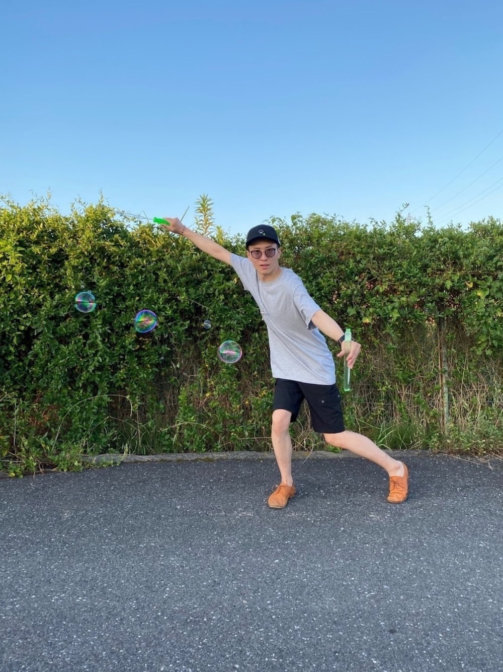 「オーバーサイズ、夏コーデ、RAF SIMONS、JINS、CRAZY JET、brera、handmade、Champion、nano・universe、PADRONE」｜「RAF SIMONSのアイテム（キャップ、ブラック系）」を使った、ゆうや。さん（メンズ・173cm）の秋コーディネートの1枚目の写真