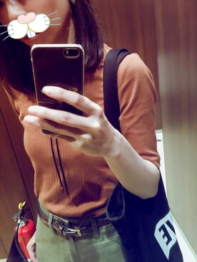 「UNIQLO（ユニクロ）のリブハイネックT（5分袖）（Tシャツ/カットソー、ブラウン系）」を使った、あこさん（レディース・164cm）の夏コーディネート